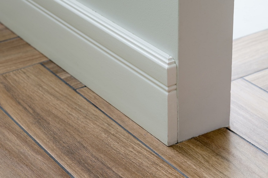 Right Skirting Boards